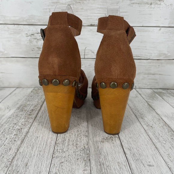 Jeffrey Campbell x Free People Brown Suede Studded Wooden Heel Clog Sandal - Picture 6 of 10
